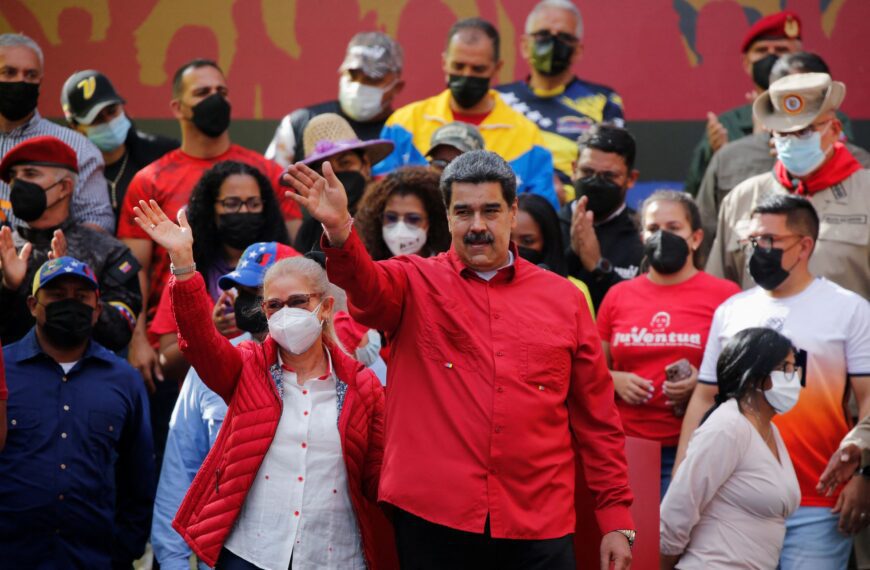 Maduro ensaya el espejismo de una ‘perestroika’