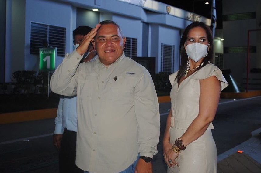 (VENEZUELA) LARA INAUGURA IMPONENTE ENTRADA EN EL CARDENALITO
