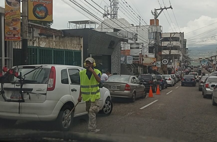 SE ACABÓ LA GUACHAFITA DE LOS ABUSOS CON LOS PARQUEROS