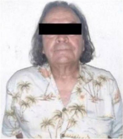 (MÉXICO) DETENIDO DUEÑO DE COLEGIO POR INSTALAR CÁMARAS EN BAÑOS DE NIÑAS