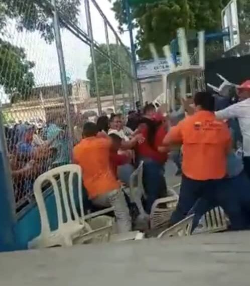 (VENEZUELA) REPORTAN ENFRENTAMIENTO EN ACTIVIDAD POLÍTICA DE JUAN GUAIDÓ EN EL ZULIA