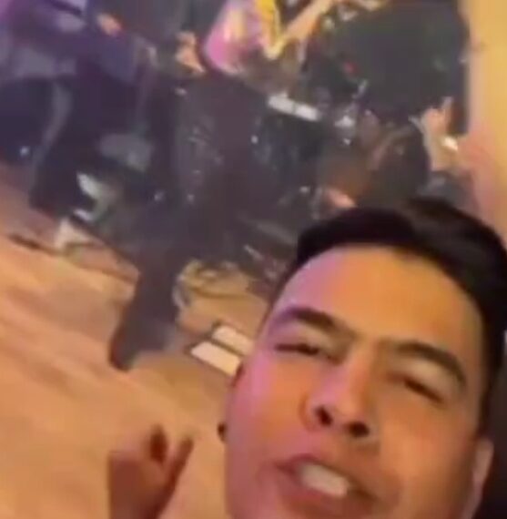 (VENEZUELA) INDIGNANTE ACTITUD DE KARINA CONTRA UN FAN (VIDEO)