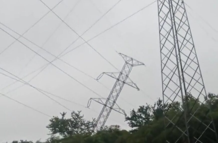 (VENEZUELA) REPORTAN DAÑOS EN TORRE DE ALTA TENSIÓN (VIDEO)