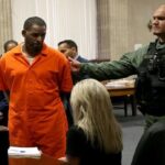 (ESTADOS UNIDOS) CONDENADO A 30 AÑOS DE PRISIÓN EL CANTANTE R. KELLY POR TRÁFICO Y ABUSO SEXUAL
