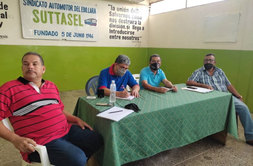 DIÁLOGO CON TRANSPORTISTAS BUSCA EL REORDENAMIENTO DEL SECTOR