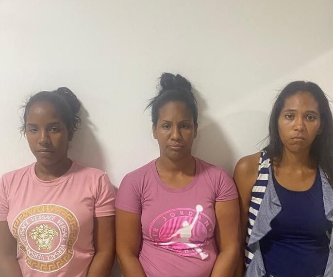 (VENEZUELA) CAPTURADAS 3 FÉMINAS POR DIFUNDIR PORNOGRAFÍA INFANTIL