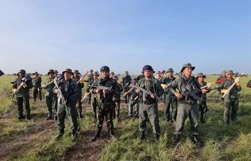 (VENEZUELA) FANB DESTRUYE PISTA NÚMERO 50 DE 2022