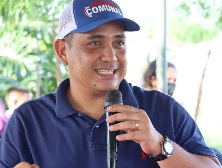 (VENEZUELA) JUAN PARADA EL ALCALDE DE LA RISA