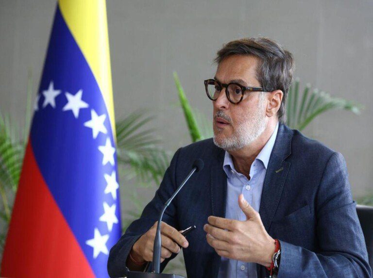 (VENEZUELA) EXCANCILLER FÉLIX PLACENCIA ES EL NUEVO EMBAJADOR EN COLOMBIA