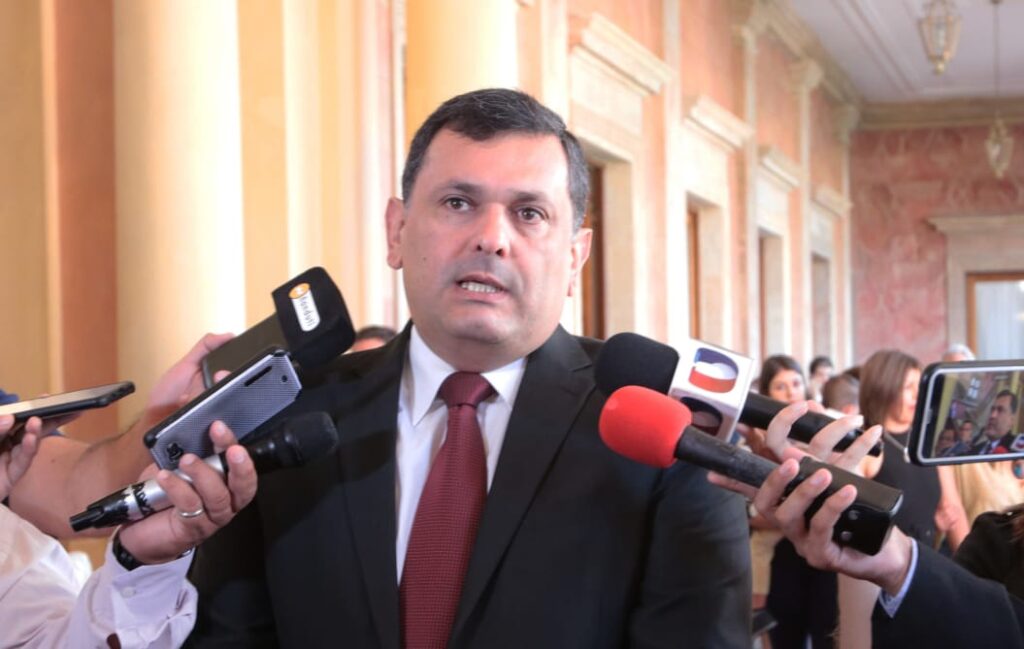 (PARAGUAY) MINISTRO DE JUSTICIA PUSO SU CARGO A LA ORDEN POR FUGA&hellip;