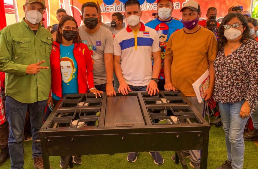 (VENEZUELA) 300 FAMILIAS DE LAS PLAYITAS FUERON ATENDIDAS POR EL PLAN DE AMOR EN ACCIÓN