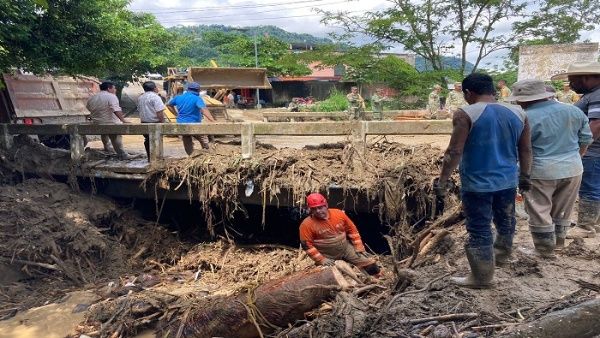 (MÉXICO) 3 FALLECIDOS HA DEJADO TORMENTA KARL A SU PASO POR SURESTE MEXICANO