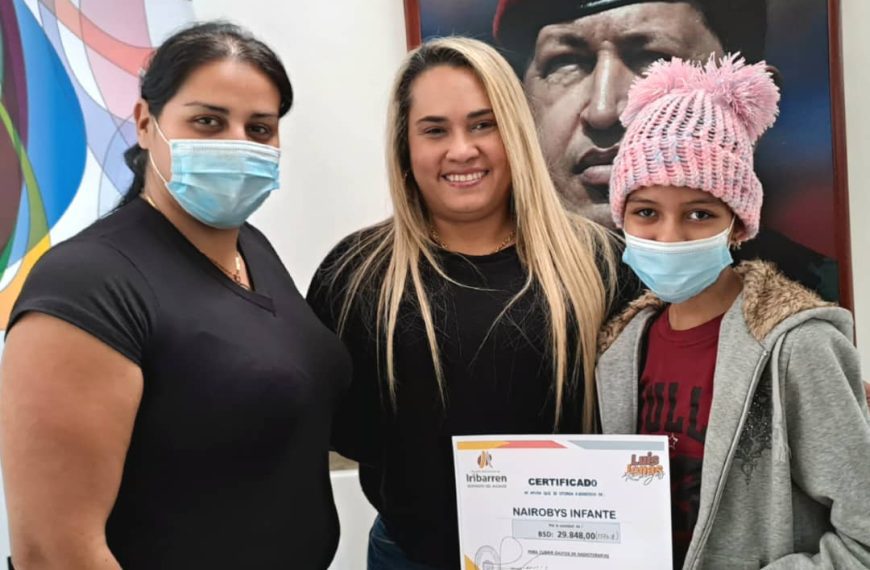 (VENEZUELA) AYUDAS DE ALTO COSTO ENTREGÓ EL DESPACHO DE LA ALCALDÍA DE IRIBARREN