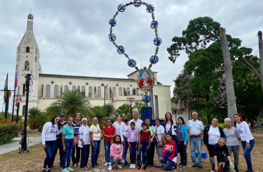 (VENEZUELA) 222 CORAZONES SE ENCONTRARON CON JESÚS A TRAVÉS DE RUTAS DE LOS 7 TEMPLOS