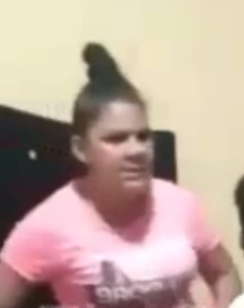 (VENEZUELA) ABOMINABLE, MADRE LE GENERA GOLPIZA A SU HIJO (VIDEO)