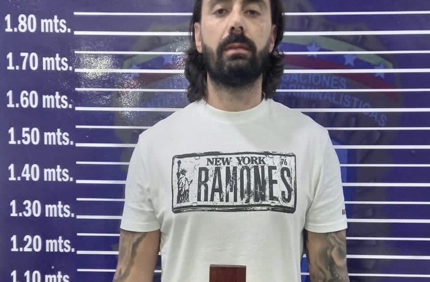 (VENEZUELA) POLICÍA CIENTÍFICA CAPTURÓ A PELIGROSO ESTAFADOR CON CRIPTOACTIVOS EN MIRANDA
