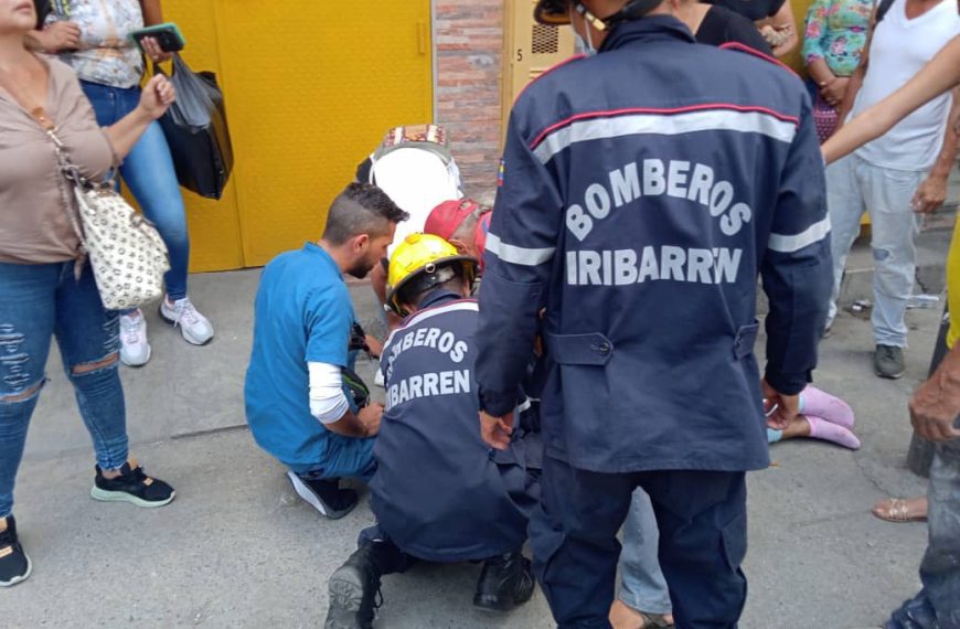(VENEZUELA) CUERPO DE BOMBEROS DE IRIBARREN REFUERZA ATENCIÓN POR OLA DE CALOR