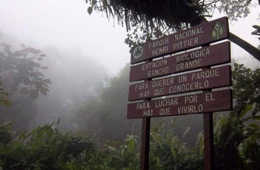(VENEZUELA) CONTROLAN INCENDIO EN EL PARQUE NACIONAL HENRI PITTIER