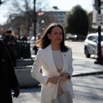 (EEUU) BBC REFIERE QUE EL ENCUENTRO DE MARIA CORINA MACHADO CON EL PRESIDENTE DONALD TRUMP FUE «BREVE Y ATÍPICO»