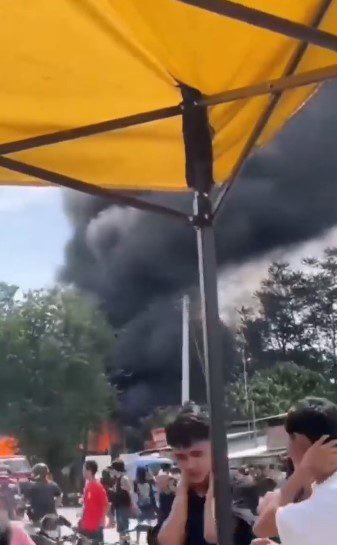 (FILIPINAS) FUERTE EXPLOSIÓN OCURRIÓ EN ESTACIÓN DE GASOLINA PORTÁTIL AL NORTE DEL PAÍS (+VIDEO)
