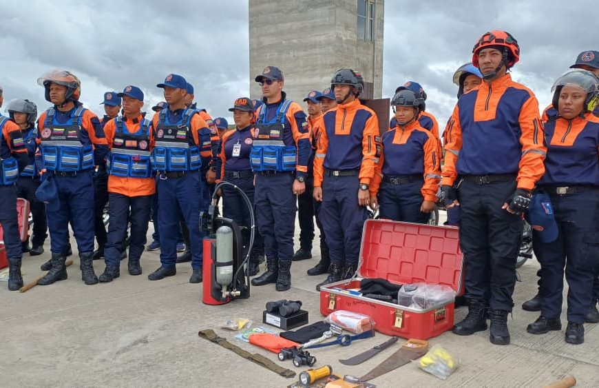 (VENEZUELA) GOBIERNO NACIONAL FORTALECE EL SISTEMA DE GESTIÓN DE RIESGO CON ENTREGA DE EQUIPOS EN LARA, ZULIA Y FALCÓN