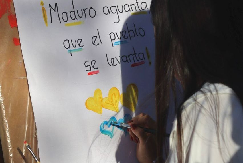 (VENEZUELA) PANCARTAZO DEL PUEBLO LARENSE EXIGE LA LIBERACIÓN DEL PRESIDENTE NICOLÁS MADURO Y DE LA PRIMERA COMBATIENTE CILIA FLORES