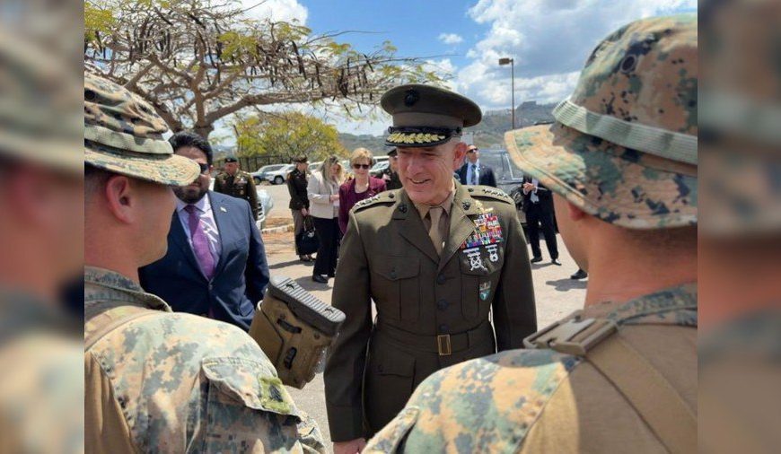 (VENEZUELA) JEFE DEL COMANDO SUR DE EEUU SE REUNIÓ CON LA PRESIDENTA ENCARGADA DELCY RODRÍGUEZ