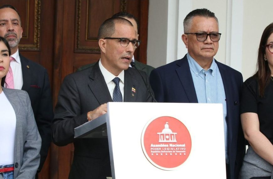 (VENEZUELA) JORGE ARREAZA ASEGURA QUE SE HAN OTORGADO 8.146 LIBERTADES PLENA POR LEY DE AMNISTÍA