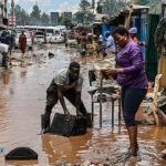 (KENIA) 81 FALLECIDOS HAN DEJADO INUNDACIONES