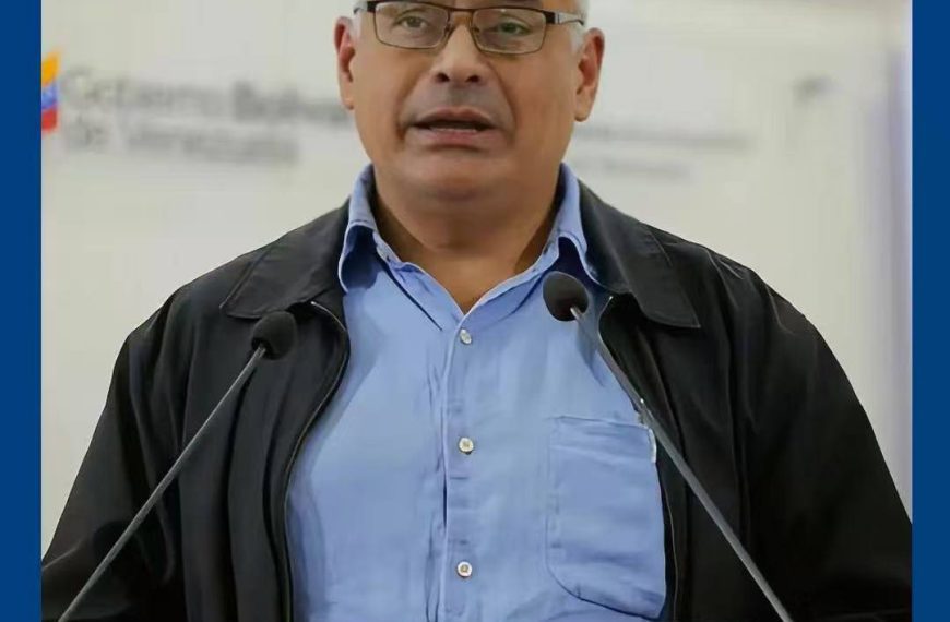 (VENEZUELA) PRESIDENTA (E) DELCY RODRÍGUEZ DESIGNÓ AL DR. CARLOS ALVARADO COMO MINISTRO PARA LA SALUD