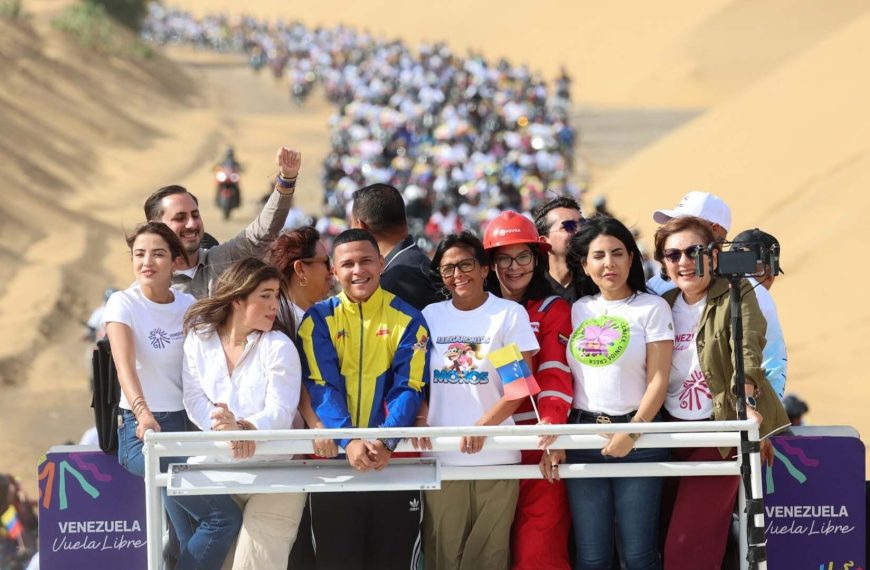 (VENEZUELA) PRESIDENTA ENCARGADA ENCABEZA “GRAN PEREGRINACIÓN UNIDOS POR UNA VENEZUELA SIN SANCIONES Y EN PAZ” EN FALCÓN