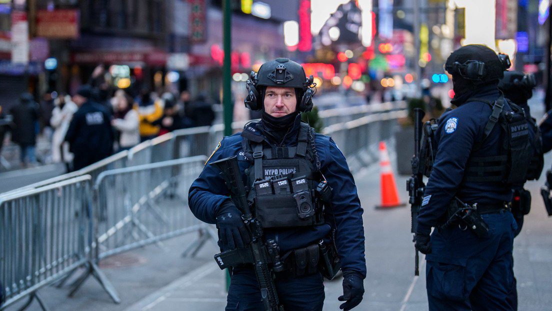 (EEUU) JOVEN ES APUÑALADO MÚLTIPLES VECES EN LAS ADYACENCIAS DE TIMES SQUARE