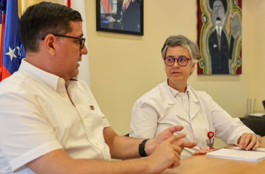 (VENEZUELA) VICEPRESIDENCIA SECTORIAL Y AN ESTRECHAN LAZOS PARA FORTALECER EL SECTOR SALUD