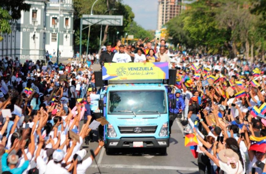 (VENEZUELA) PRESIDENTA ENCARGADA ANUNCIA AUMENTO DE 240$ DEL SALARIO MÍNIMO INTEGRAL Y 70$ PARA PENSIONADOS