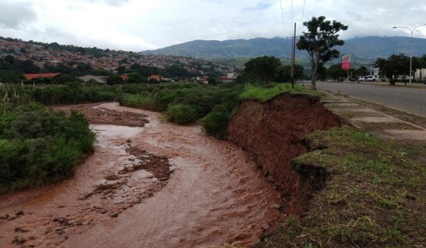 (VENEZUELA) 140 FAMILIAS QUEDARON INCOMUNICADAS TRAS INTENSAS LLUVIAS EN EL ESTADO TÁCHIRA
