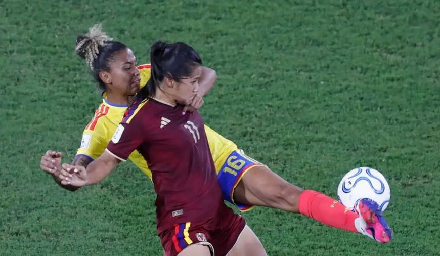 (MUNDO) VINOTINTO FEMENINA CAYÓ ANTE COLOMBIA