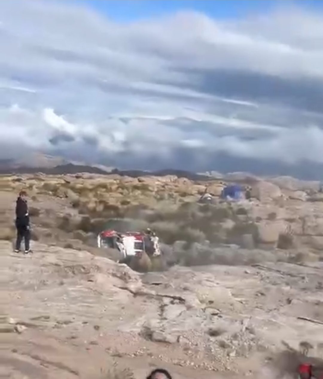 (ARGENTINA) UN FALLECIDO Y TRES HERIDOS DEJA ACCIDENTE EN COMPETENCIA DEL RALLY&hellip;
