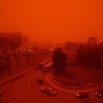 (GRECIA) TORMENTA DE ARENA TIÑÓ DE NARANJA LA ISLA CRETA (+VIDEO)