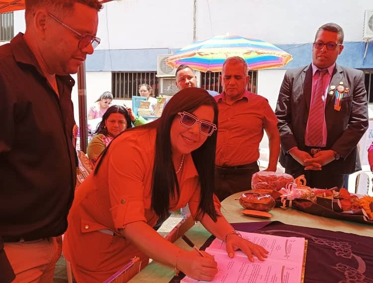 (VENEZUELA) MUNICIPIO CRESPO CELEBRÓ EL DÍA MUNDIAL DEL EMPRENDIMIENTO CON SESIÓN ESPECIAL Y VITRINA PRODUCTIVA