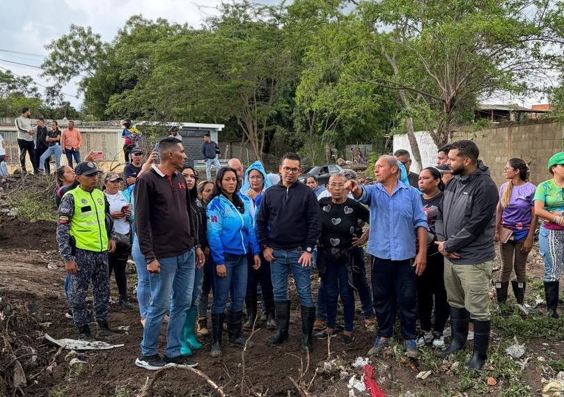 (VENEZUELA) ALCALDE YANYS AGÜERO LIDERA DESPLIEGUE PARA ATENDER AFECTACIONES POR FUERTES LLUVIAS EN LA COMUNIDAD DE PAVIA