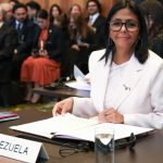 (PAÍSES BAJOS) PRESIDENTA (E) DELCY RODRÍGUEZ DEFIENDE DERECHOS VENEZOLANOS SOBRE  LA GUAYANA ESEQUIBA
