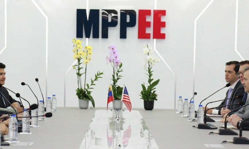 (VENEZUELA) ENCARGADO DE NEGOCIOS DE EEUU SOSTUVO ENCUENTRO CON  MINISTRO DE ENERGÍA ELÉCTRICA
