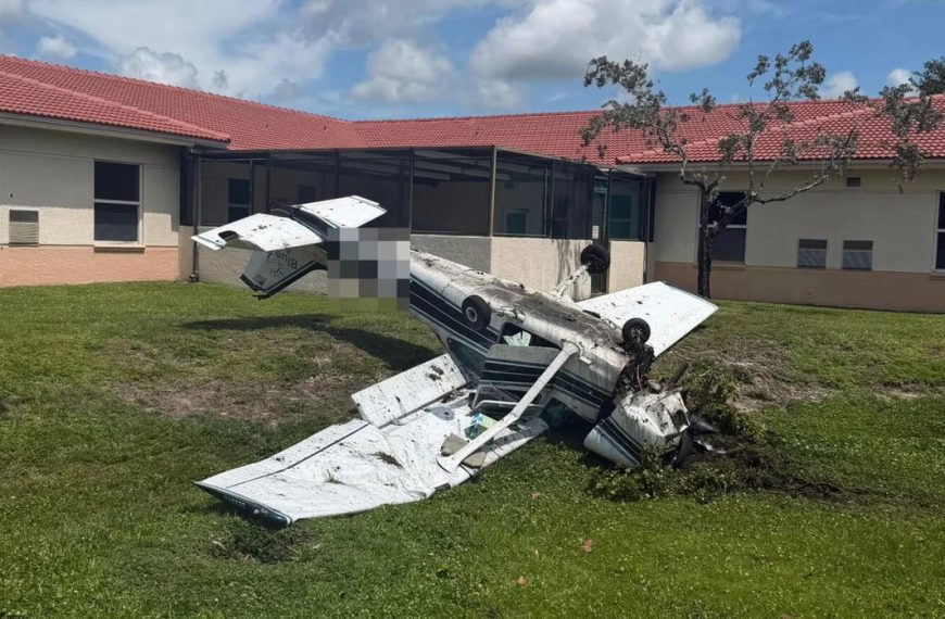 (EEUU) AVIONETA SE PRECIPITA CERCA DE UN HOSPITAL EN FLORIDA