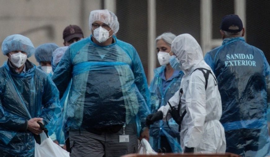 (ESPAÑA) MUERE GUARDIA CIVIL DURANTE DESEMBARCO DEL CRUCERO AFECTADO POR HANTAVIRUS EN CANARIAS