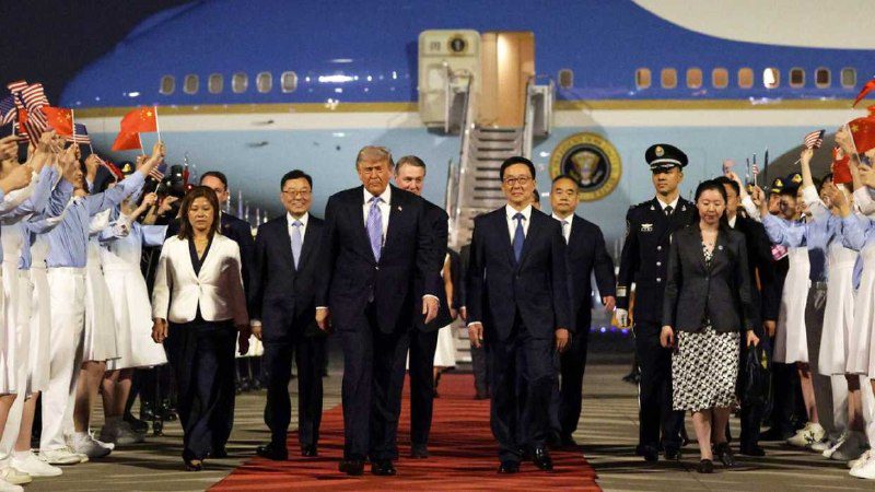 (MUNDO) PRESIDENTE TRUMP LLEGÓ A CHINA PARA ENCUENTRO CON SU COLEGA XI JINPING