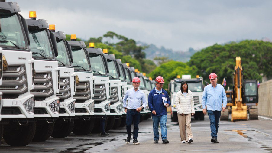 (VENEZUELA) GOBIERNO NACIONAL DESPLEGÓ MAQUINARIA PESADA Y COMPACTADORAS EN FORTALECIMIENTO DEL PLAN…