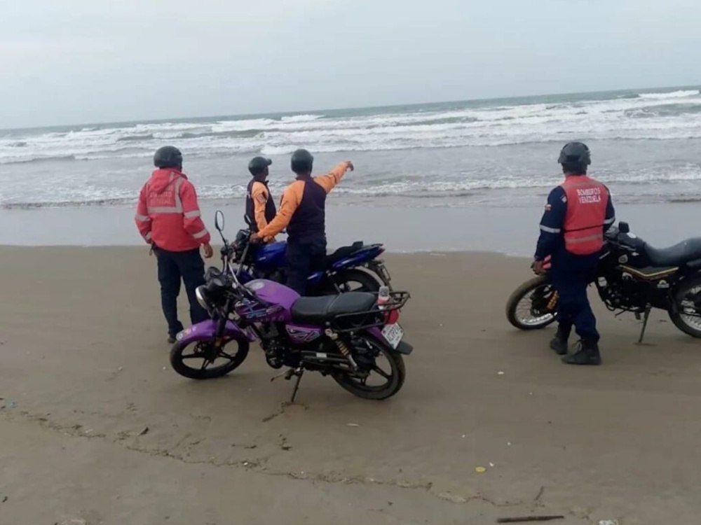 (VENEZUELA) CONTINÚA BÚSQUEDA DE LOS PESCADORES DESAPARECIDOS TRAS NAUFRAGIO DE UNA EMBARCACIÓN…