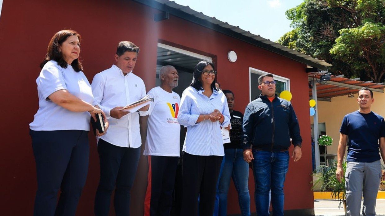 (VENEZUELA) PRESIDENTA ENCARGADA ADJUDICÓ 428 VIVIENDAS PARA CELEBRAR LOS 15 AÑOS DE&hellip;