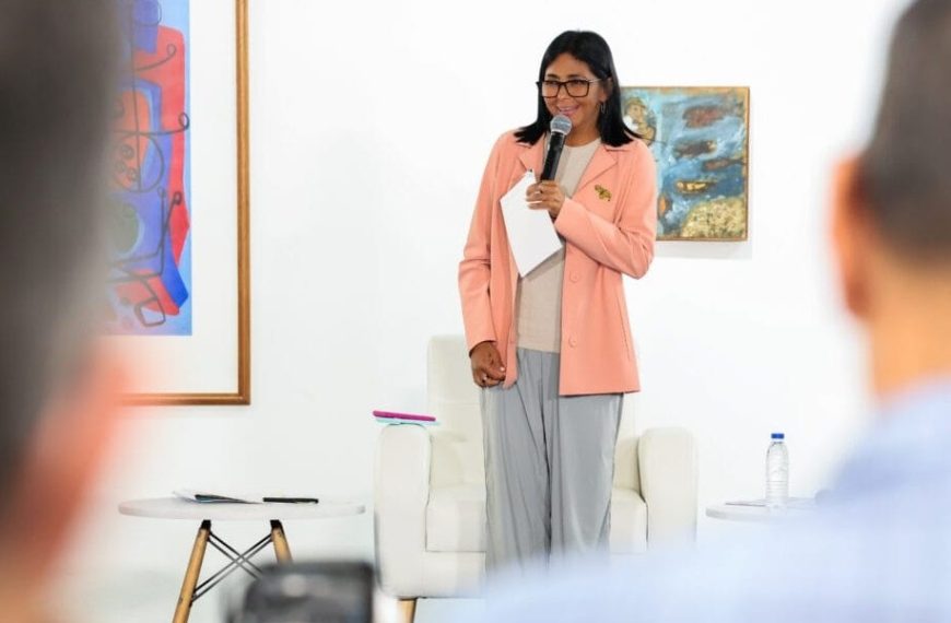 (VENEZUELA) PRESIDENTA ENCARGADA ANUNCIÓ REFORMA JUDICIAL ANTE DENUNCIAS DE CORRUPCIÓN EN PROCESO DE AMNISTÍA