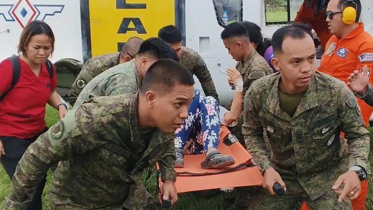 (FILIPINAS) BUSCAN 19 PERSONAS TRAS DERRUMBE DE EDIFICIO EN CONSTRUCCIÓN